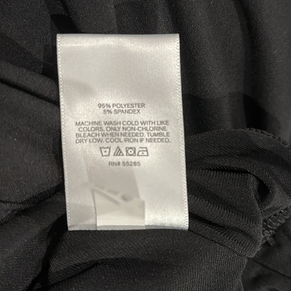 Cute black crop top - Picture 3 of 5